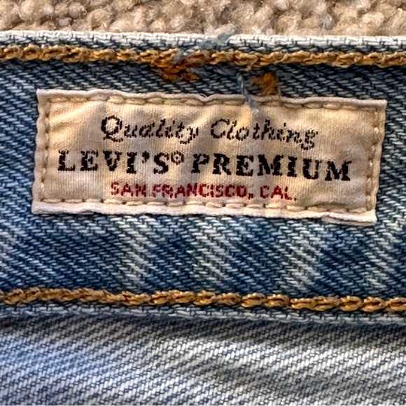 LEVI'S 501 Original Denim Cutoff Shorts Luxor Heat Button Fly Distressed Size 31 - Picture 9 of 12